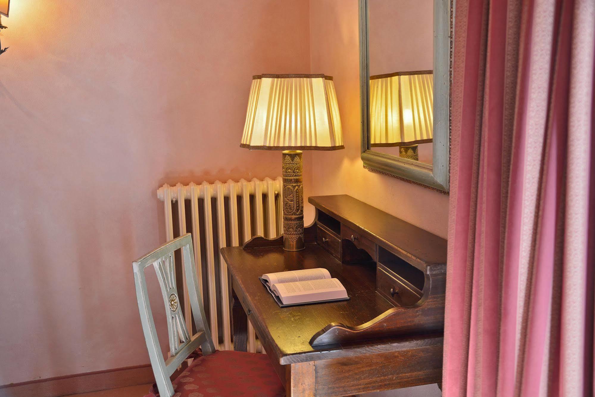 Hotel Boccaccio Calcinaia Eksteriør bilde